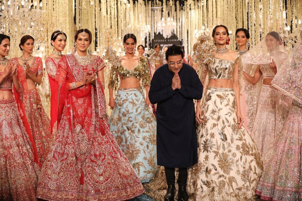 Suneet Varma at FDCI Hyundai India Couture Week In association with Reliance Brands Suneet Varma at FDCI Hyundai India