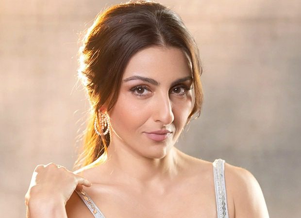 Soha Ali Khan breaks silence on fertility struggles at 35; says, “My gynaecologist said I was already very old to freeze eggs” 35 : Bollywood News