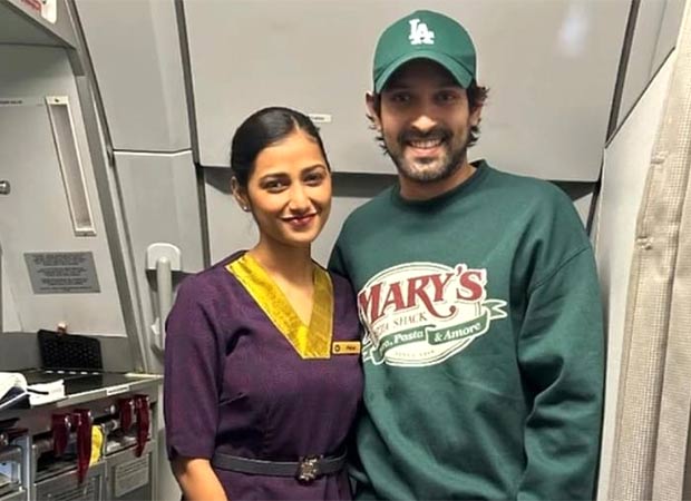 Vikrant Massey’s mid-flight fan moment goes viral, humble gesture wins hearts online : Bollywood News