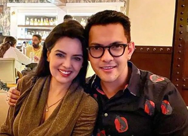 Aditya Narayan breaks down as wife visits him on Rise and Fall : Bollywood News